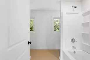 323 Crosby Cir, Greenville, SC 29605 - Photo 19