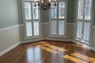 8 Amsterdam Ln, Simpsonville, SC 29681 - Photo 3