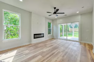 29 Pendleton Rd, Greenville, SC 29611 - Photo 19
