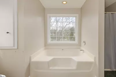 401 Claremont Circle, Spartanburg, SC 29301 - Photo 29