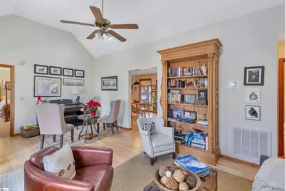 109 Holder Street, Liberty, SC 29657 - Photo 9