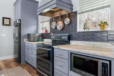 111 N Hogan Drive, Westminster, SC 29693 - Photo 9