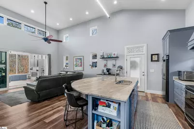 111 N Hogan Drive, Westminster, SC 29693 - Photo 5