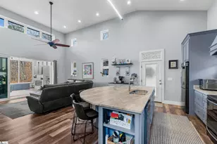 111 N Hogan Dr, Westminster, SC 29693 - Photo 5