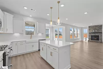 327 Florence Street, Spartanburg, SC 29303 - Photo 13