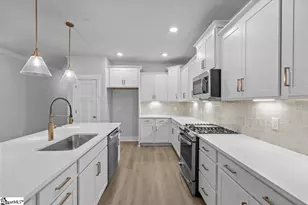 462 Amaryllis Ln, Woodruff, SC 29388 - Photo 11