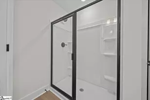 537 W Norvell Ct, Spartanburg, SC 29307 - Photo 17