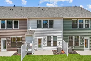 537 W Norvell Ct, Spartanburg, SC 29307 - Photo 3