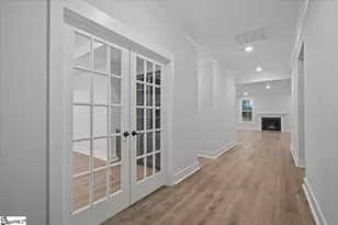 253 Summerall Ln, Seneca, SC 29678 - Photo 3