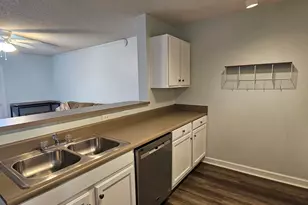 731 Harts Cove Way, Seneca, SC 29678 - Photo 5