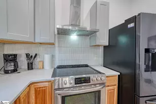 297 Werts St, Greenville, SC 29605 - Photo 17