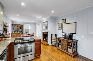 200 Lowndes Ave, Greenville, SC 29607 - Photo 9