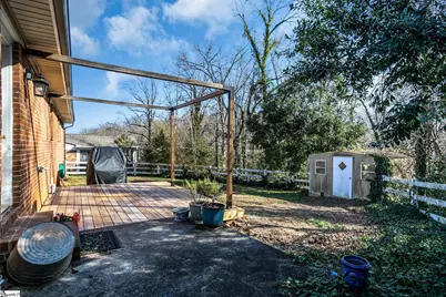 200 Lowndes Avenue, Greenville, SC 29607 - Photo 31