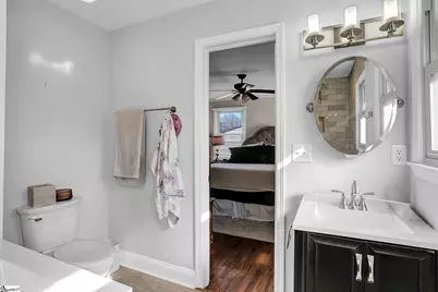 200 Lowndes Avenue, Greenville, SC 29607 - Photo 19