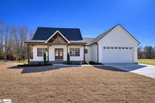 406 Edgewood Dr, Belton, SC 29627 - Photo 1