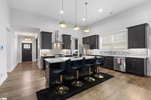 100 Currituck Dr, Greer, SC 29651 - Photo 9