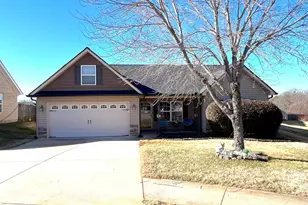 523 Tilgate Ct, Boiling Springs, SC 29316 - Photo 3