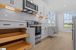 469 Amaryllis Ln, Woodruff, SC 29388 - Photo 7