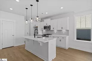 469 Amaryllis Ln, Woodruff, SC 29388 - Photo 5