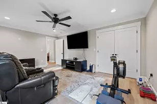 127 W Circle Ave, Greenville, SC 29607 - Photo 33