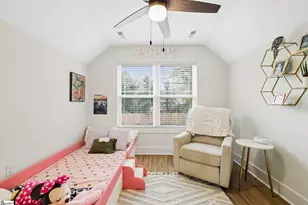 37 Jones St, Greenville, SC 29611 - Photo 29