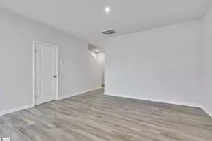 106 Randwick Ln, Greer, SC 29651 - Photo 3