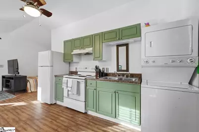 831 Neighborhood Road, Wellford, SC 29385 - Photo 5