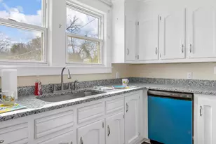 201 Perry Rd, Greenville, SC 29609 - Photo 13