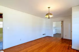 106 Elizabeth Dr, Greenville, SC 29615 - Photo 9