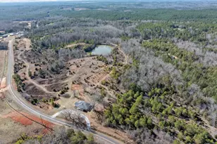 737 Lowrys Rd, Gaffney, SC 29340 - Photo 37