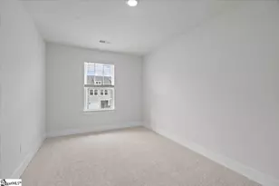 521 W Norvell Ct, Spartanburg, SC 29307 - Photo 17