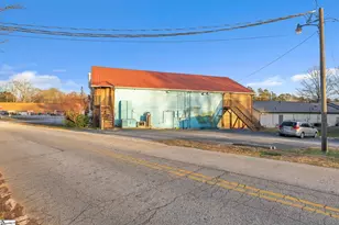 502 SE Main St, Simpsonville, SC 29681 - Photo 31