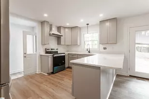 203 Rosebay Dr, Greenville, SC 29615 - Photo 3