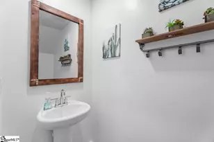 605 Purteview Pl, Greer, SC 29650 - Photo 9