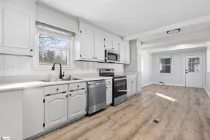 105 Mauldin Cir, Mauldin, SC 29662 - Photo 11