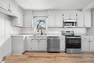 105 Mauldin Cir, Mauldin, SC 29662 - Photo 9