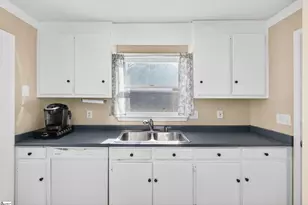 404 Frostberry Ct, Fountain Inn, SC 29644 - Photo 17