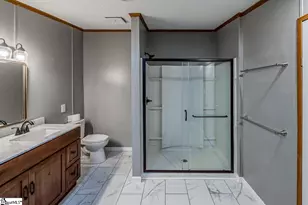 514 Dewaynes Dr, Wellford, SC 29385 - Photo 17