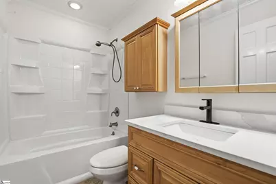 513 E Turner Street, Landrum, SC 29356 - Photo 15