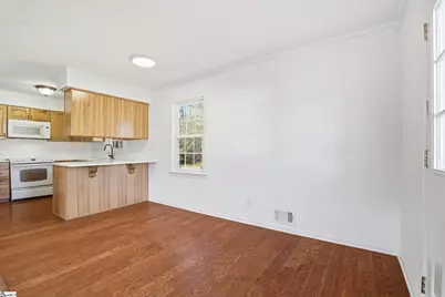 513 E Turner Street, Landrum, SC 29356 - Photo 5