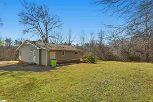 513 E Turner St, Landrum, SC 29356 - Photo 23