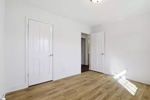 513 E Turner St, Landrum, SC 29356 - Photo 17