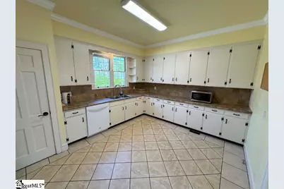 308 W Poinsett Street, Greer, SC 29650 - Photo 9