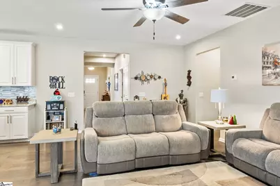 105 Fawn Hill Drive, Simpsonville, SC 29681 - Photo 5