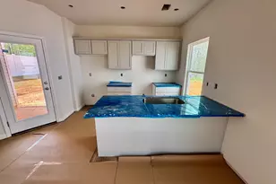 12123 Lansbury Dr, Inman, SC 29349 - Photo 7