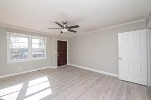 106 Middleton Ln, Greenville, SC 29607 - Photo 3