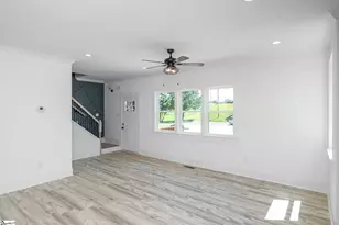 67 Dorsey Ave, Greenville, SC 29611 - Photo 3