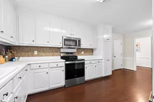 100 Tearose Ln, Simpsonville, SC 29681 - Photo 15