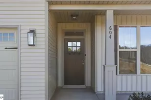 604 Landseer Dr, Landrum, SC 29356 - Photo 3