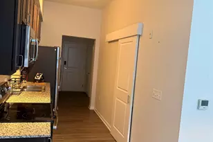 100 E Washington St, Greenville, SC 29601 - Photo 5